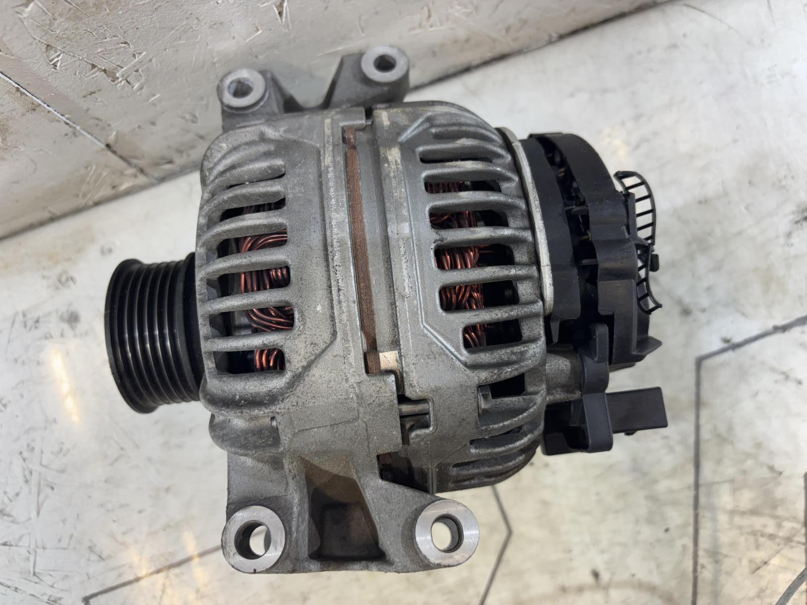 Генератор 06B903016AB 