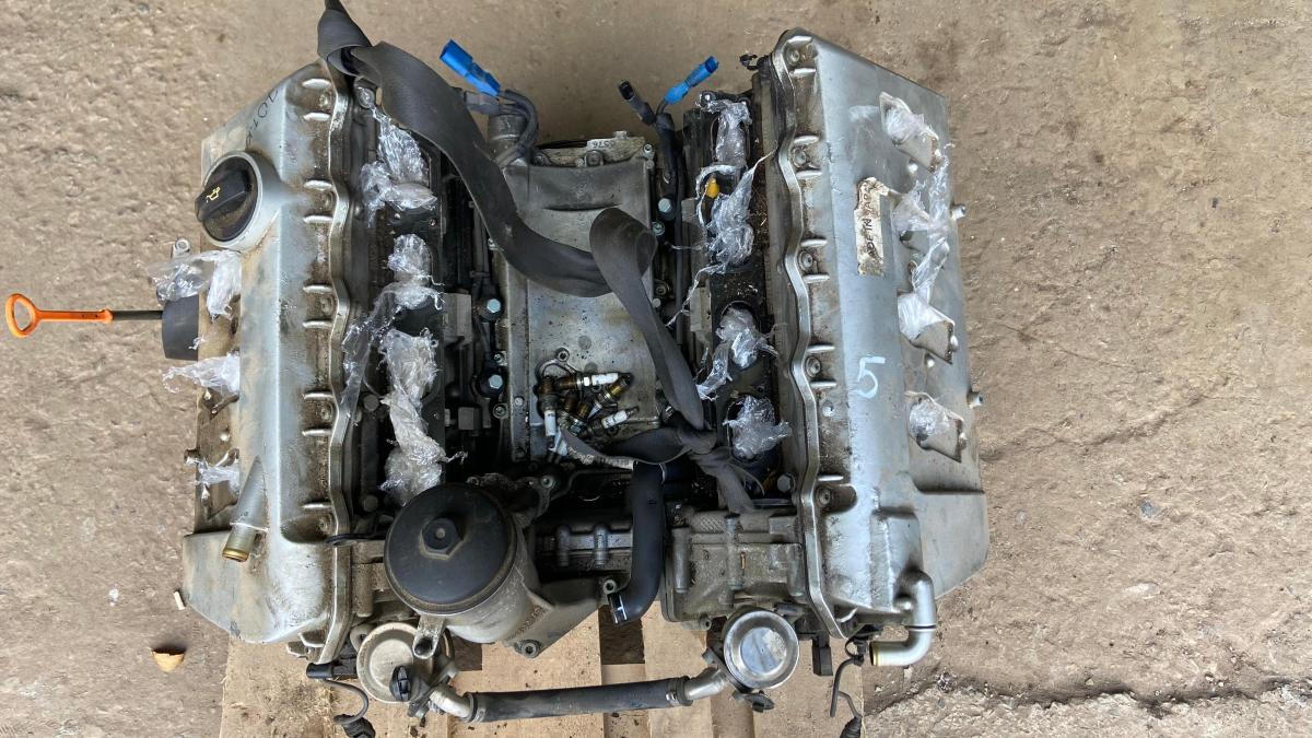Двигатель BBK 4.2 079100031D Audi S4 B6 / S4 B7