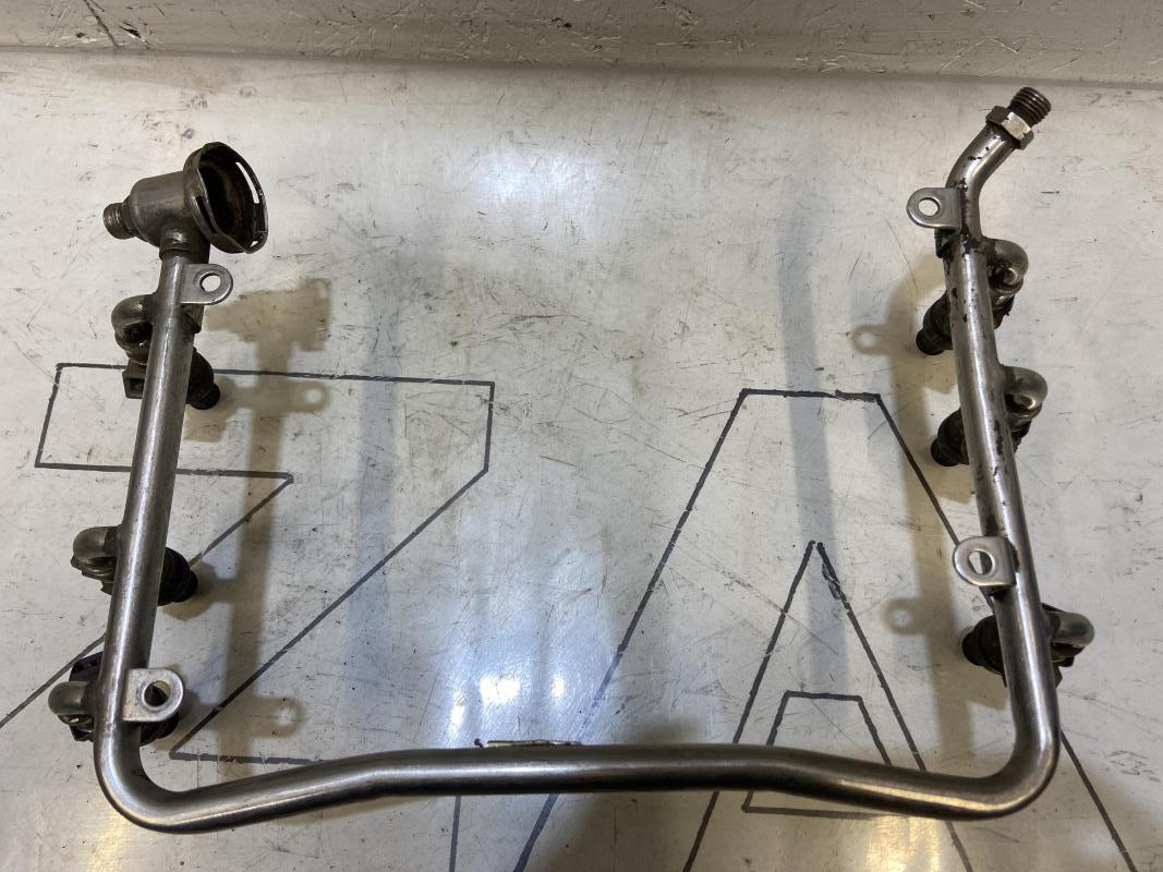 Топливная рампа 078133681N 