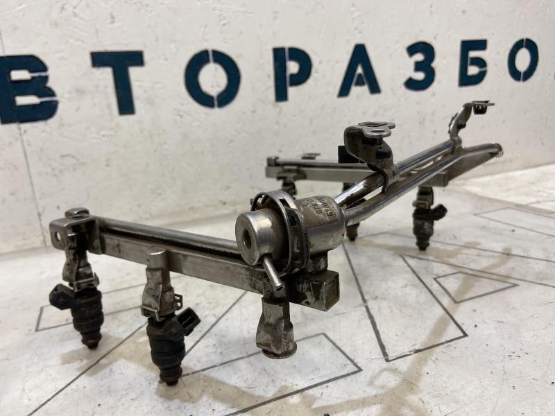 Топливная рампа 078133681AJ 