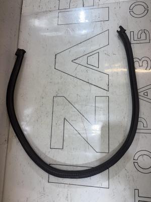 Уплотнитель капота 4B0823723A Audi A6 C5 / A6 C5 Allroad