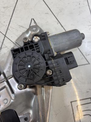 Трапеция стеклоподъёмника задняя левая 4B0839397B 