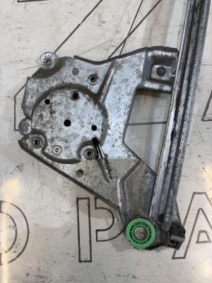 Моторчик стеклоподъемника задний левый 4A0839397B Audi A6 C4