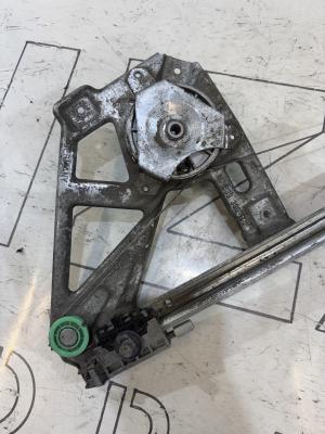 Стеклоподъемник задний левый 4A0839399B Audi A6 C4