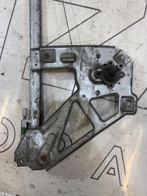 Стеклоподъемник задний левый 4A0839399B Audi A6 C4