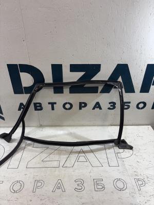 Направляющая стекла левая задняя 4F9839439 