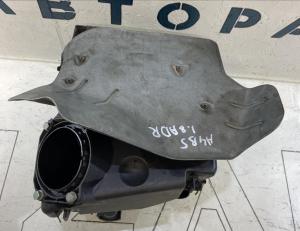 Корпус воздушного фильтра 06B133837A 