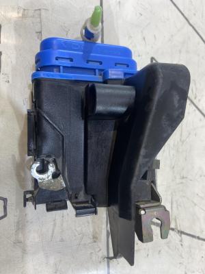 Замок двери задней правой 8D0839016A Audi A4 / А6