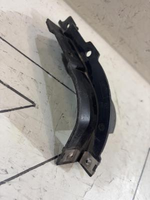 Брызговик 8E0853833 Audi A4 B6