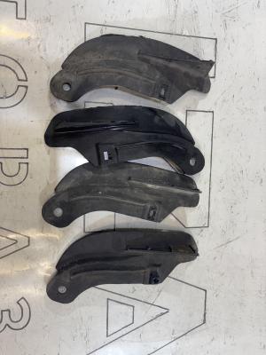 Cпойлер колеса 8E0853888A Audi A4 B6