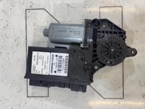 Моторчик стеклоподъемника задний левый 8E0959801A Audi A4 B6