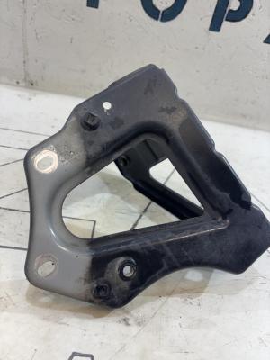 Кронштейн крепления крыла 4F0821136A Audi A6 C6 / S6 C6 / RS6 C6