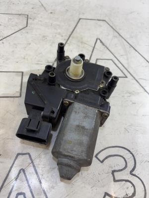 Моторчик стеклоподъёмника 4A0959801C Audi A6 C4