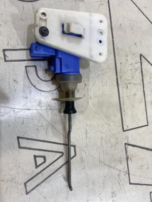 Клапан управления для двери водителя и пассажира 893862153С Audi 80 B3