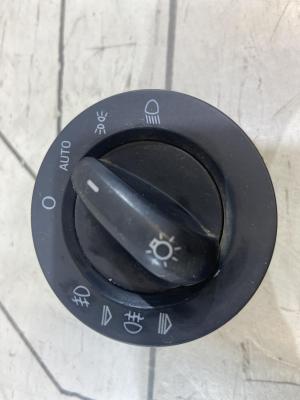 Переключатель света фар 4F1941531D 