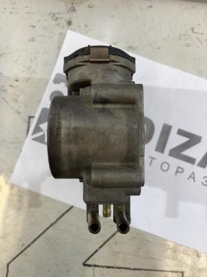 дроссельная заслонка 078133062B 