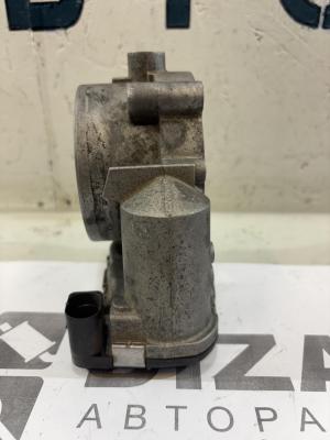 дроссельная заслонка 077133062A 