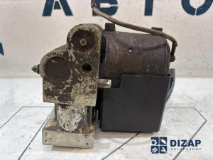 Блок ABS (насос) 4A0614111B Audi A6 C4