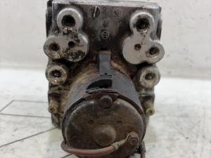 Блок ABS (насос) 4A0614111G Audi A6 C4