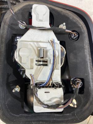 Фонарь задний правый 1Z9945095A Skoda Octavia II рест