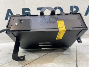 CD чейнджер 1J6057111 Volkswagen Touareg I