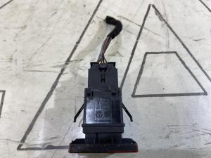 Выключатель авар. свет. сигн. 7L6953235 Volkswagen Touareg I