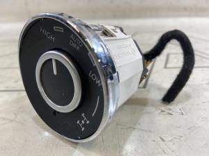 Выключатель блокировки дифференциала 7L6941435K Volkswagen Touareg I