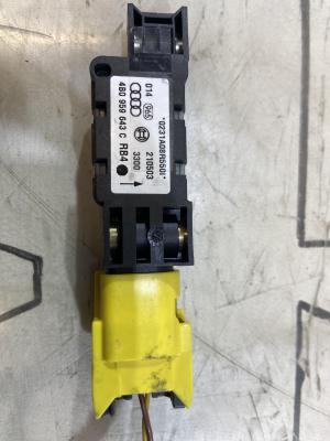 Датчик удара 4B0959643C Volkswagen Touareg I
