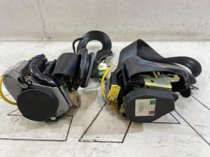 Ремень безопасности 7L0857806A Volkswagen Touareg I