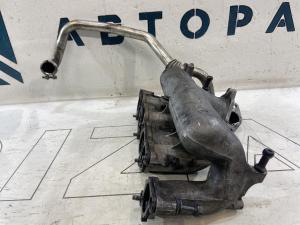 Патрубок впускного тракта 070129713H Volkswagen Touareg I