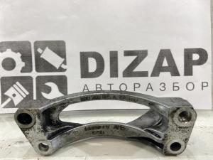 Крепление компрессора кондиционера 070260885A Volkswagen Touareg I