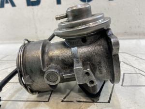 Дроссельная заслонка 070128073 Volkswagen Touareg I