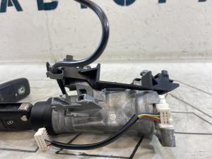 Замок рулевого вала 1K0905851B Skoda Octavia II рест