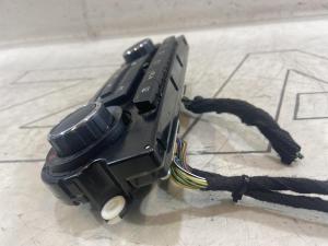 Блок управления климат контролем 3T0907044BK Skoda Octavia II рест