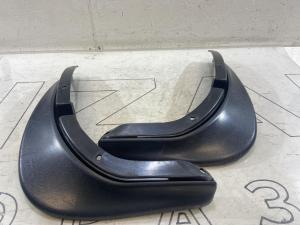 Брызговик задний правый/левый 1Z0821822A Skoda Octavia II рест