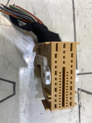 Разъём блока комфорта 1K0937702F Skoda Octavia II рест