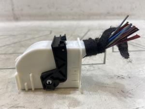 Разъём блока комфорта 1K0937702E Skoda Octavia II рест