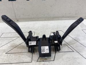 Блок подрулевых переключателей 5K0953521BL Skoda Octavia II рест