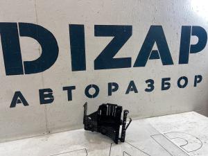 Кронштейн центрального  блока предохранителей 1K0907361C Skoda Octavia II рест