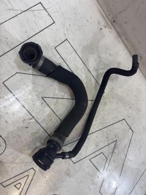 Шланг системы охлаждения 8E0121101J Audi A4 B6