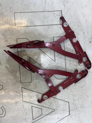 Петли крышки багажника левая правая 4F5827302D Audi A6 C6