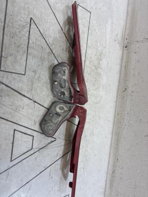 Петли капота левая правая 4F0823302 Audi A6 C6 / S6 C6 / RS6 C6