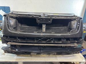 Панель передняя (телевизор) 1J0973737 Skoda Octavia