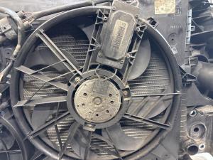 Панель передняя (телевизор) 1J0973737 Skoda Octavia