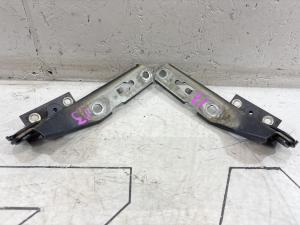 Петли капота левая правая 8E0823302E Audi A4 B6