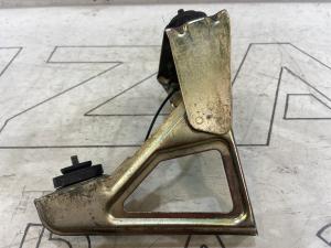 Кронштейн блока ABS 7L0614125 Volkswagen Touareg I