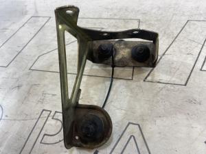 Кронштейн блока ABS 7L0614125 Volkswagen Touareg I