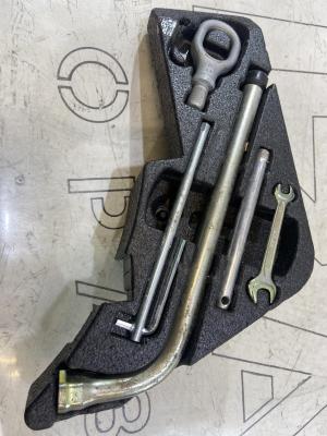 Инструментальный ящик 7L0012113 Volkswagen Touareg I