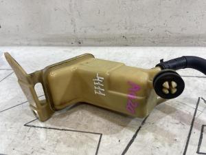 Бачок гидроусилителя 8D0422373J Audi A4 B5
