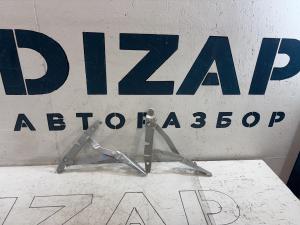 Петли крышки багажника левая правая 8E5827301C Audi A4 B6 sedan